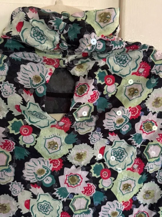Cinq a Sept Floral Sequin Ruched Funnel Neck Mesh Top Size Medium - Picture 10 of 15